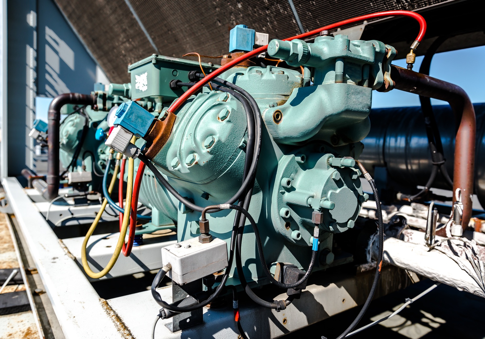 Air conditioning compressor
